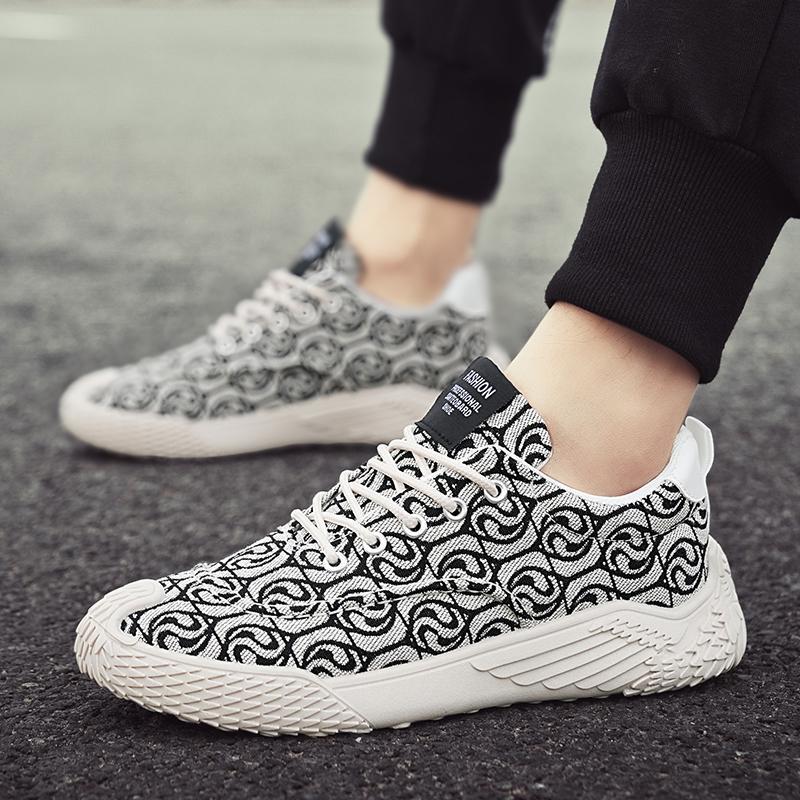 

Мужская обувь весна 2025 новые дышащие парусиновые туфли модные универсальные спортивные повседневные туфли с низким верхом мужские принтованные модные туфли 44 чёрный