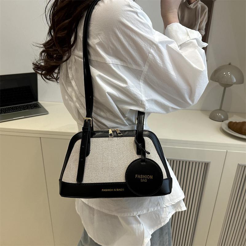 Elegant Classic Crossbody Bag Women Luxury Vintage Designer Minimalist Shoulder Bag Stylish Commuter Large Capacity Underarm Bag AVE