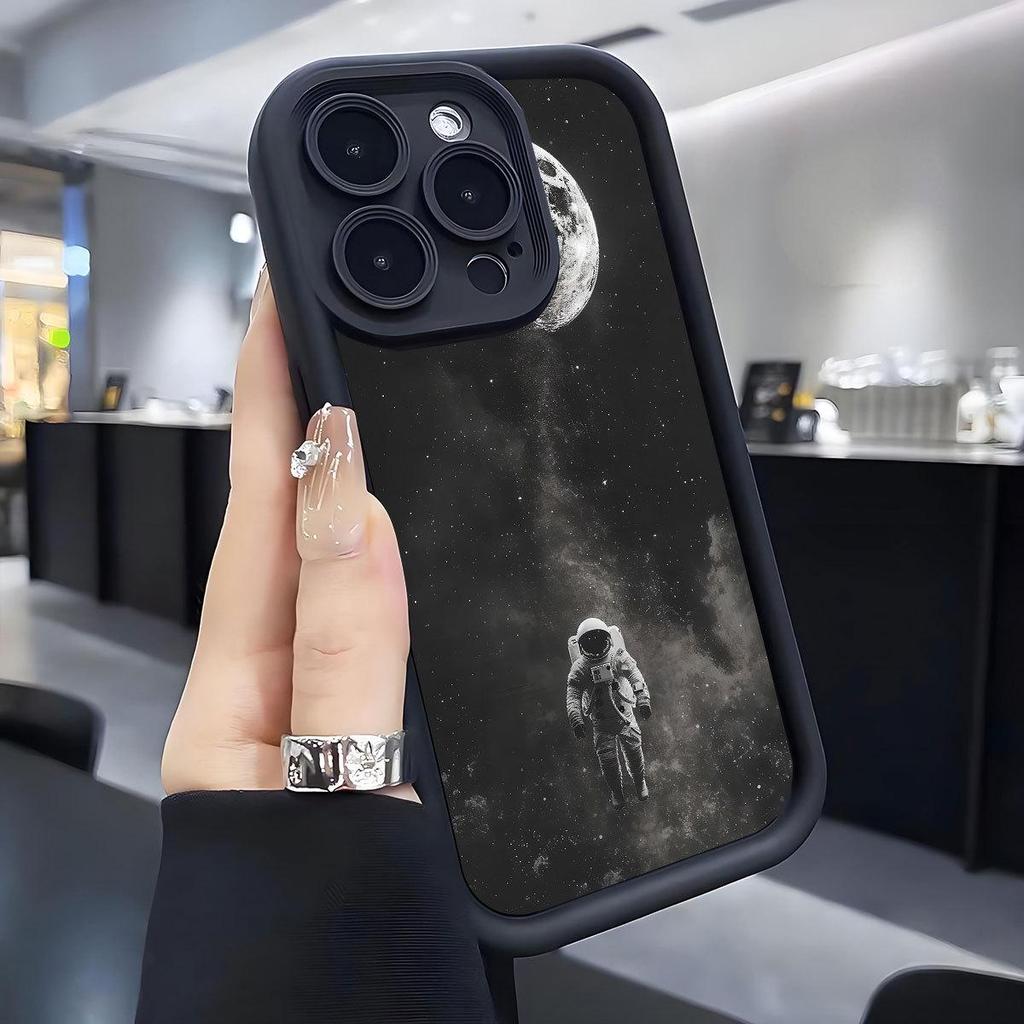 New Grooved Black Astronaut Ladder Case for iPhone 14-17 Pro Max.