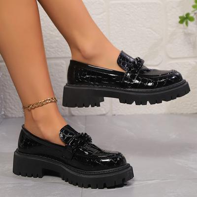 Damenmode Schwarze Plateau-Slipper Lackleder Kleiderschuhe Frau Bequeme Slip-On Flats Übergröße