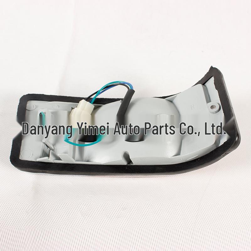 Mitsubishi Nissan Multi-Spec Car & Truck Turn Signal