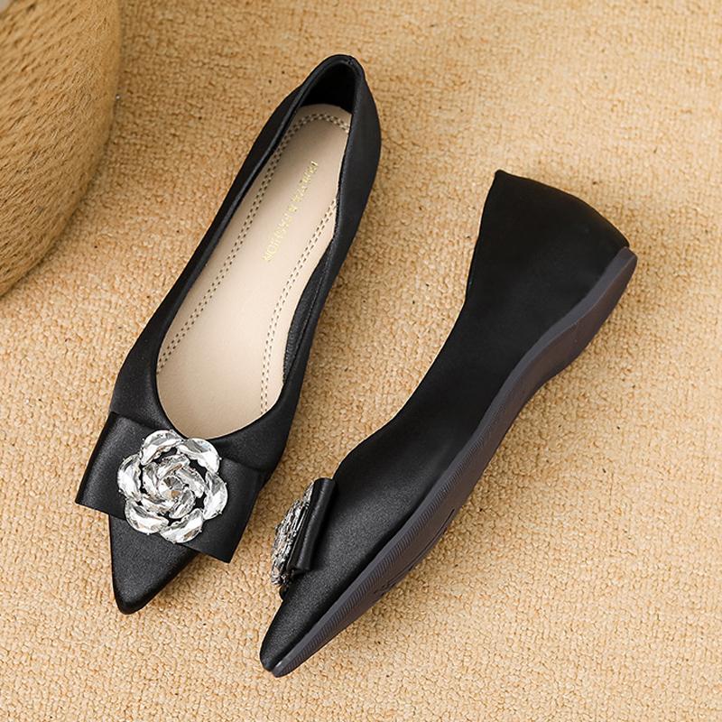 Fashion Elegant Rhinestone Floral Flats Shoes Woman Pointed Toe Ballets Ladies OL Shallow Slip On Dress Mocasines Mujer Designer Loafers