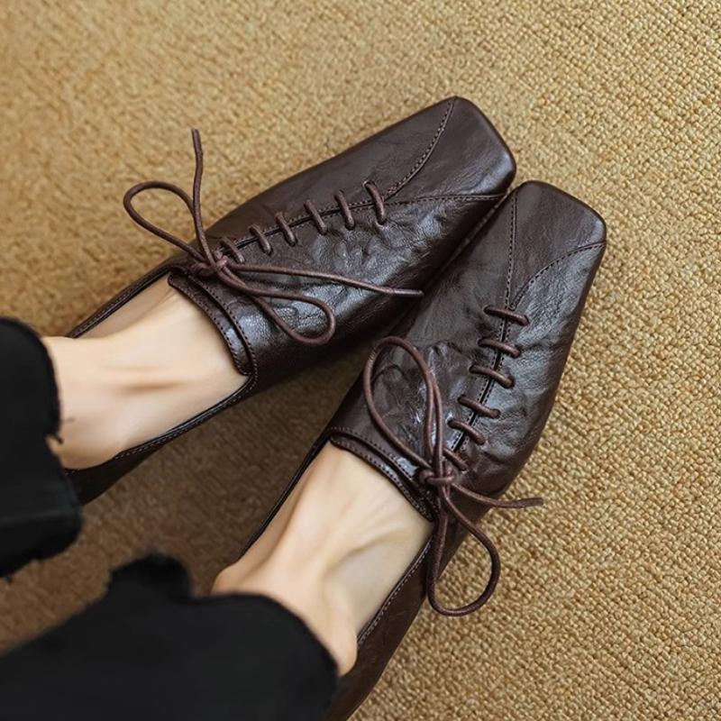 2026 New Style Lace-up Simple Shoes Women's Fashion Neutral Small Single Shoes Niche High-end Sense Thick Heeled Single Shoes