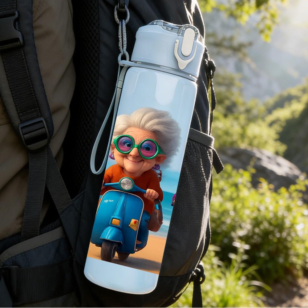 1PC Two Elderly Ladies Cartoon Print 750ml Color Plastic Sports Water Bottle Leakproof Flip Straw Lid Suitable for Sports Office Home Use