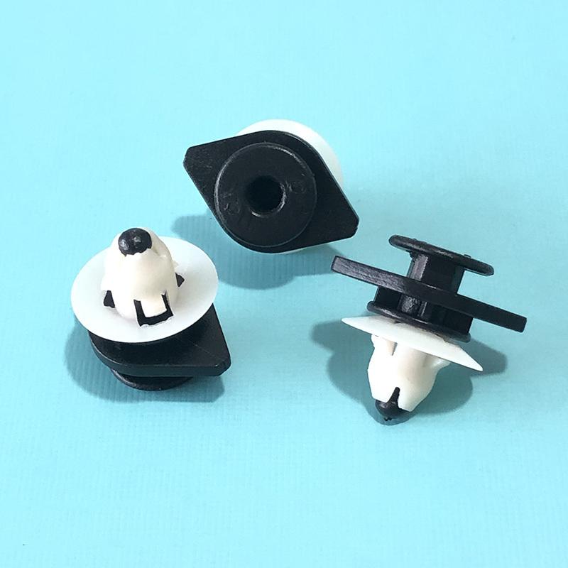 

10pcs 30624192 Car Pedal Footboard Retainer Clip for Volvo S60 V60 Automobile Side Skirt Trim Strip Panel Fastener Clips