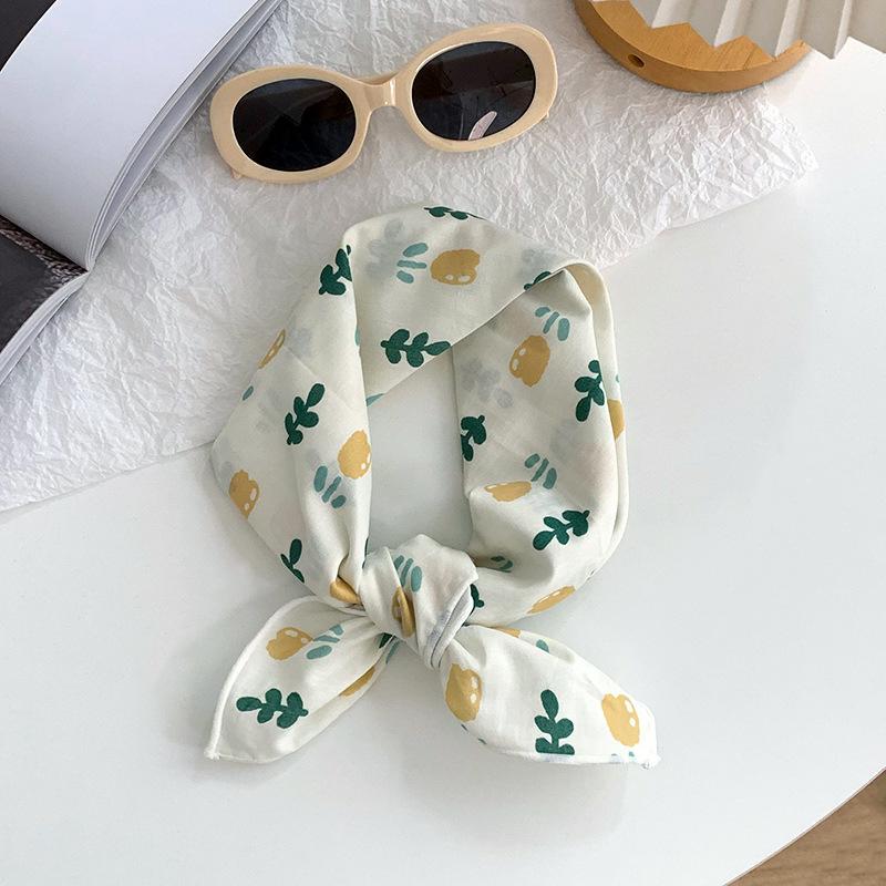 Silk scarf neck small square scarf high-end new versatile decorative small scarf polka dot headscarf pastoral hair band tied hair