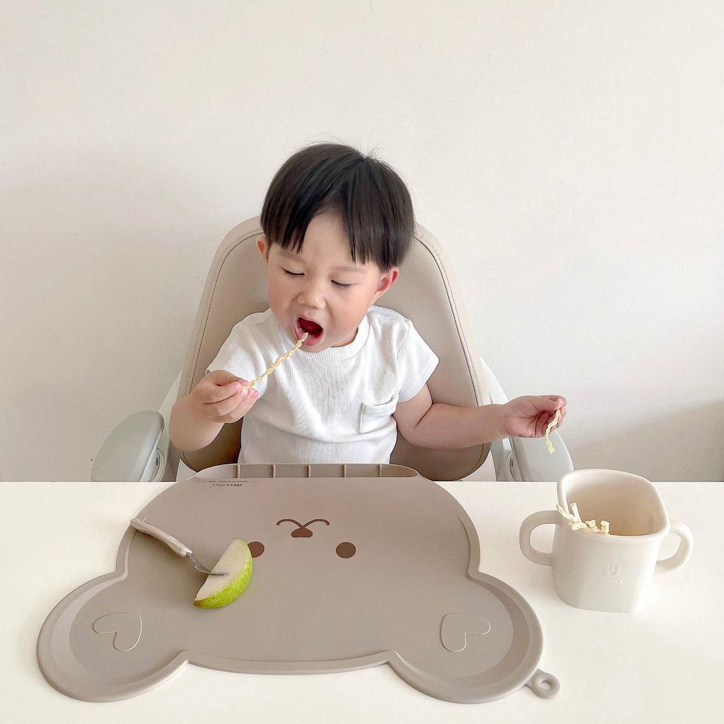JulyMoly Children's Silicone Placemat: Waterproof, Oil-Proof, Heat-Resistant Mat for High Chair and Kindergarten Use.