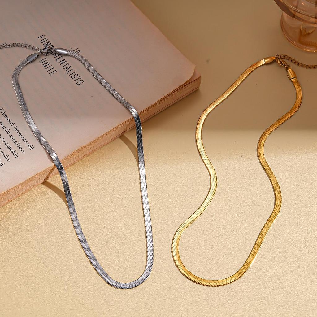 Stainless Steel Snake Chain Necklace: Elegant, Versatile Choker for Women