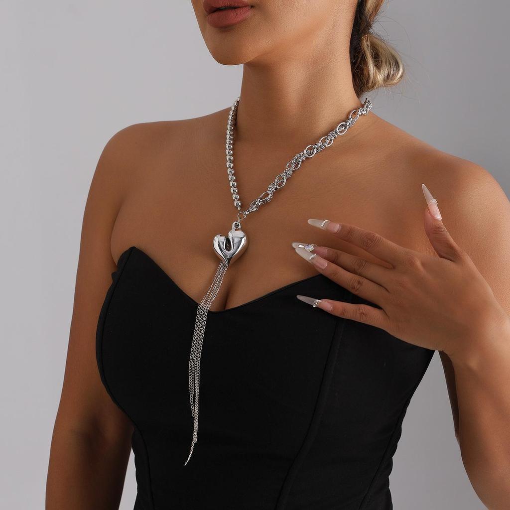 European & American Y-Shaped Heart Tassel Necklace - Trendy Street Style for Banquets & Parties