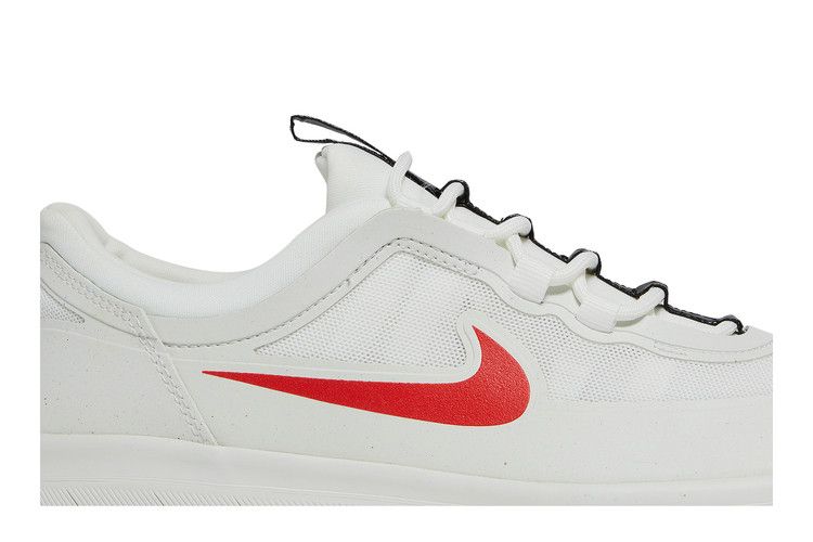 Nike SB Nyjah Free 2 Summit White Chile Red