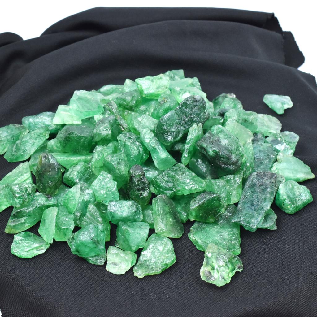 9999 Ct Natural Emerald Green Huge Size Uncut Rough Lot CERTIFIED Loose Gemstone