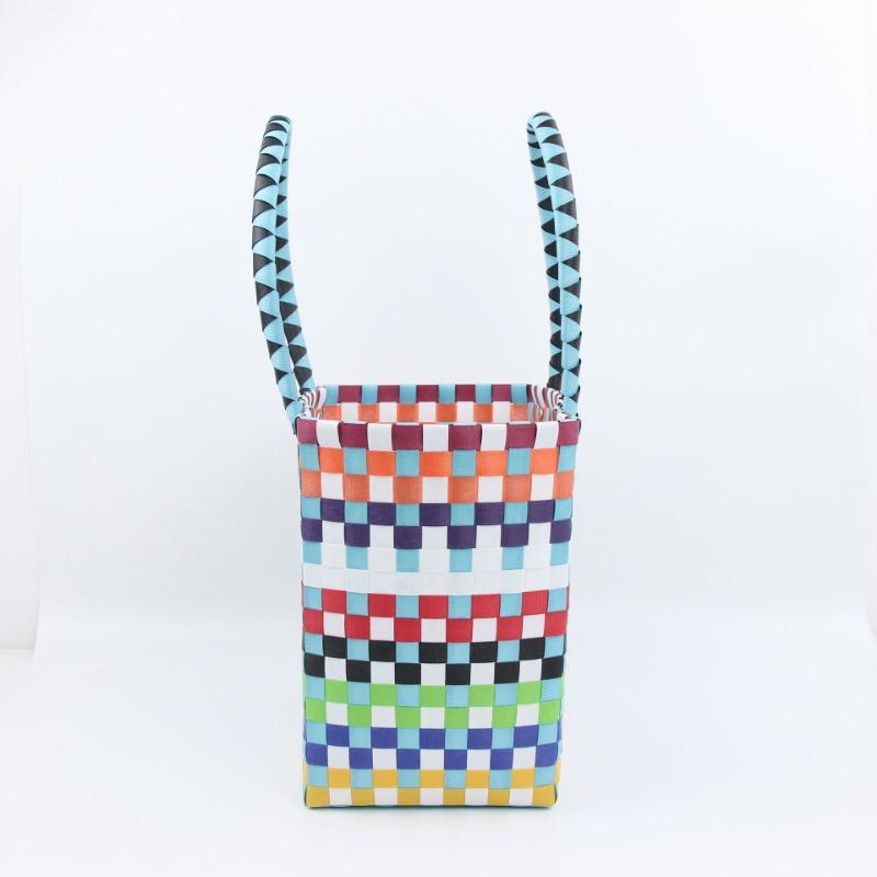 Color Hand Basket Woven Bag Plastic Vegetable Basket Large Capacity Beach Vacation Bag Hand Bag Large Capacity Storage