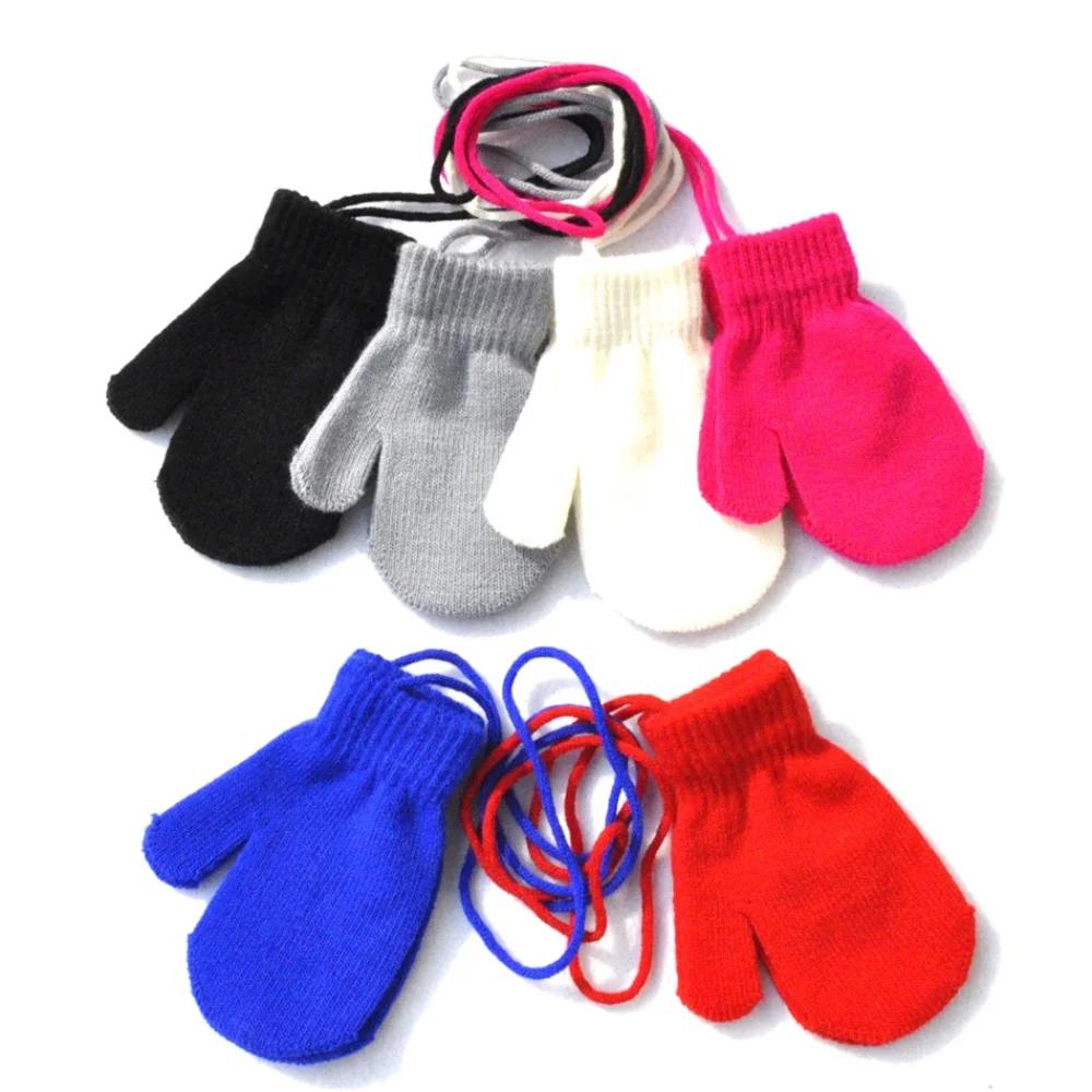 Winter Baby Gloves Warm Mittens Children Full Finger Gloves for 1-3Y Kids Hanging Neck Winter Gloves Newborn Baby Accessories