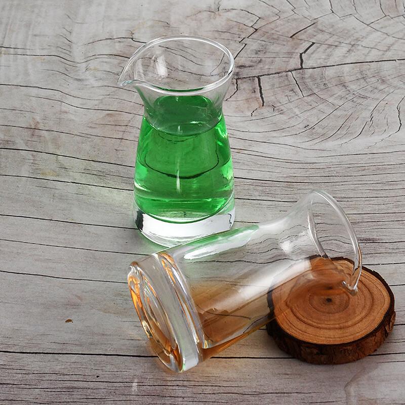 LISM Glas Baijiu Messkrug