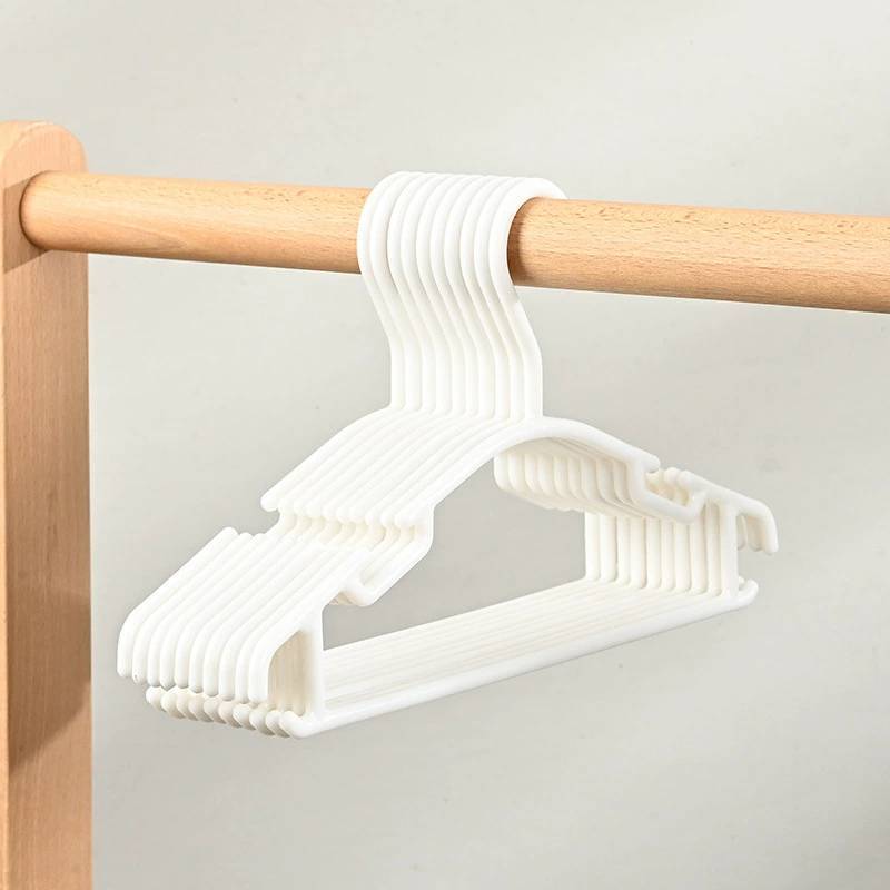 Plastic Hanger With Groove Design Suitable For Daily Home And Storage Clothing