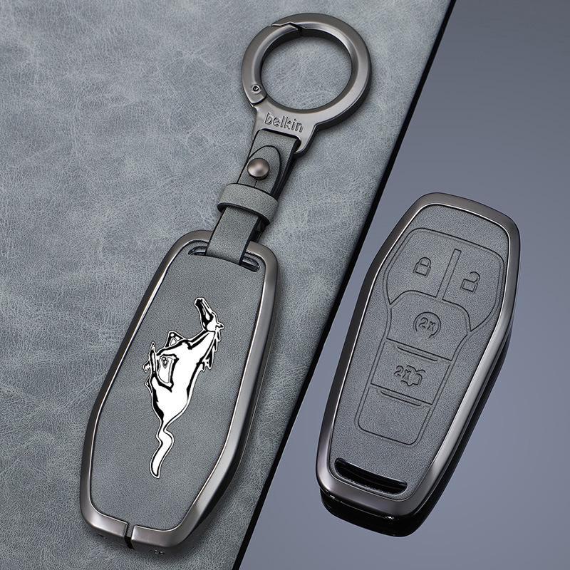 Kryt na klíč 2024 Mustang Mach-E Electric Horse: Špičková skořepinová přezka pro Ford Mustang.