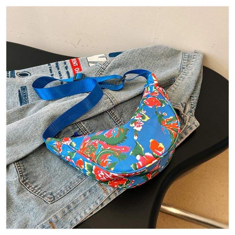 New trendy breast bag, large flower messenger bag, personalized versatile fashion and high-end fanny pack