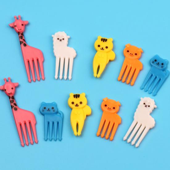10Pcs Cartoon Animal Fruit Forks Cake Dessert Food Picks Lions Giraffe Elephants Animal Toothpicks Creative Food Presentation Tools for Kids
