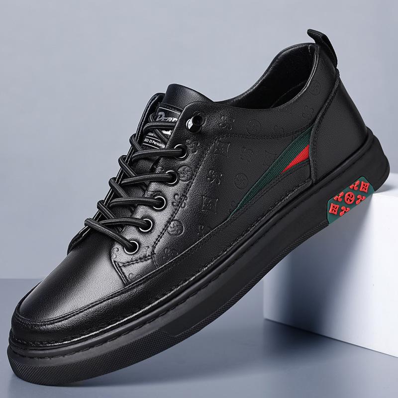 Men's 2025 new cowhide soft-soled little white shoes lace-up versatile leather shoes men's youth foot casual board shoes