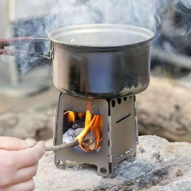 Outdoor Portable Camping Hiking Fire Stove, Card Stove Plate Outdoor Picnicking Detachable BBQ Stove Portable Heating Stove