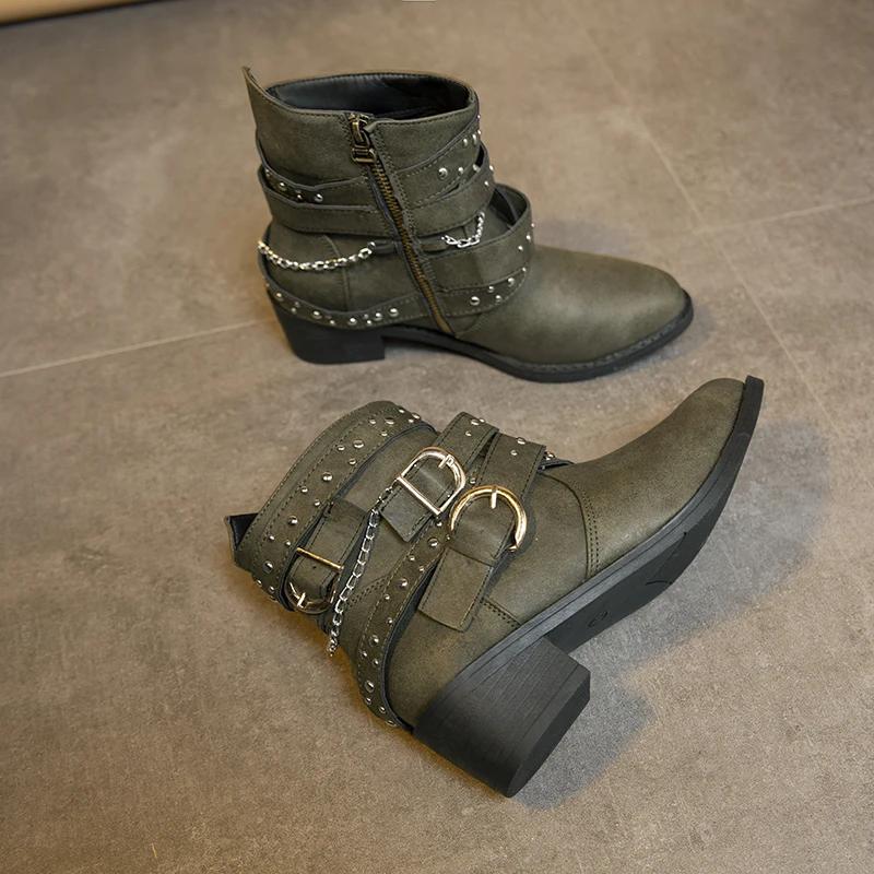 Fashion New Square Heel Women Motorcycle Boots Rivet Zip Design Ankle Boot for Women Street Style Female Shoes Western Boot Large Size43