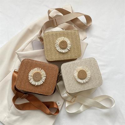 Straw-woven Flower Vacation Bag New Style Beach Fashion Crossbody Bag Small Fresh and Fashionable Bag
