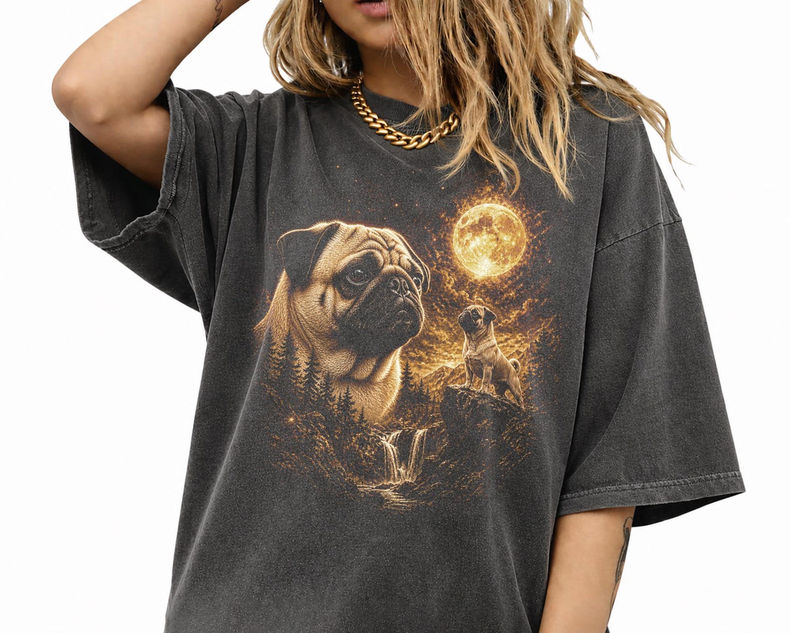 Vintage Pug Howling Moon Shirt, Retro Dog Graphic Tee, Comfort Colors Pug Lover Gift S