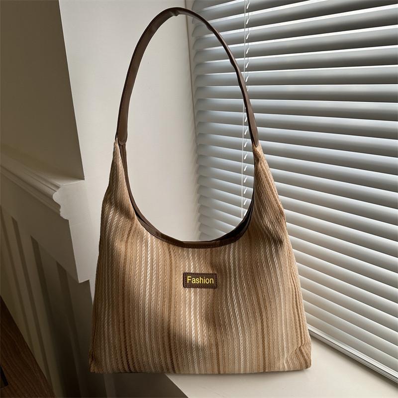 2024 Simple New Casual Winter Striped Nylon Stylish Large Capacity Single Shoulder Tote Bag Women