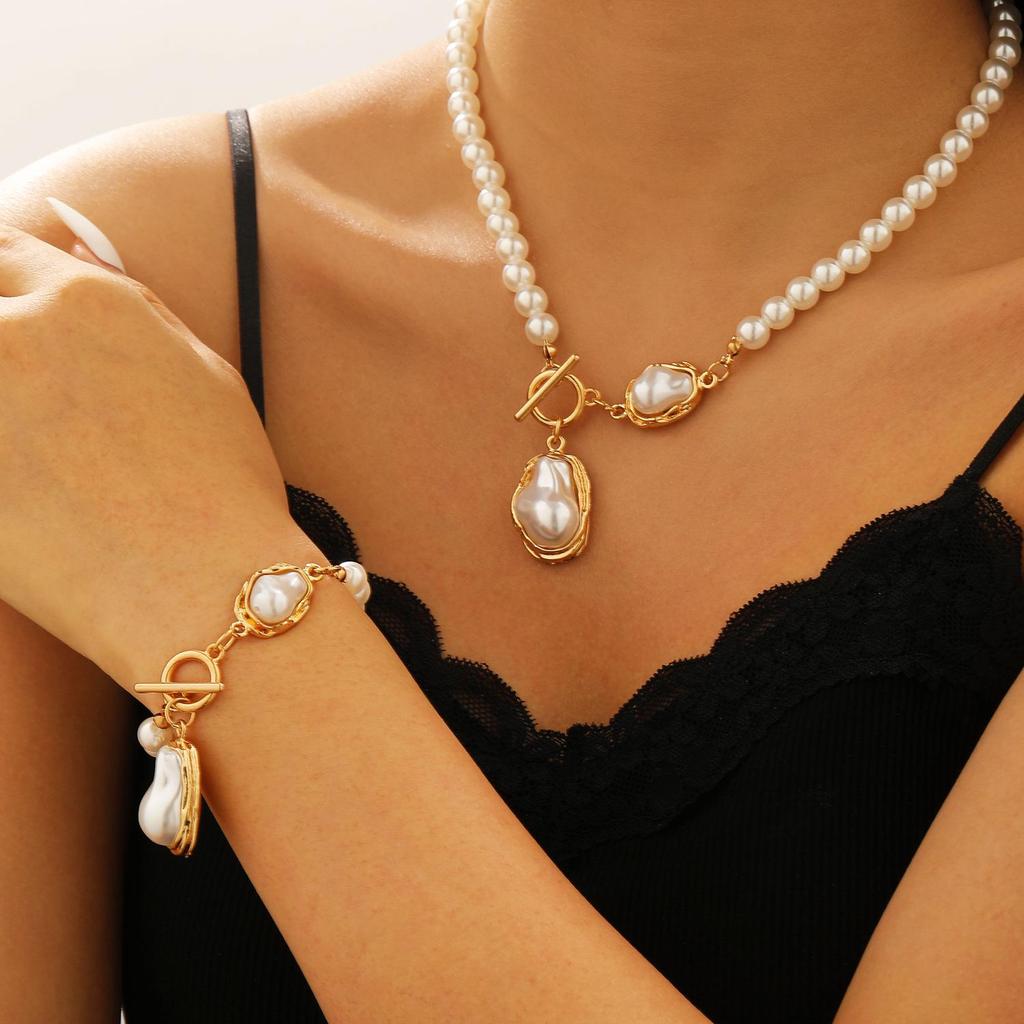 Baroque Pearl Choker - European & American Style with Irregular Design, Simple Metal Open Necklace