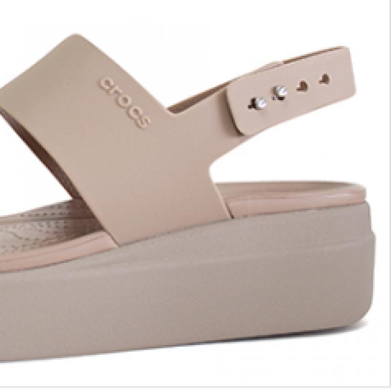 CrocS Women S Brooklyn Low Wedge SandalS Chunky Heel SlipperS Latte muShroom 206453 2el