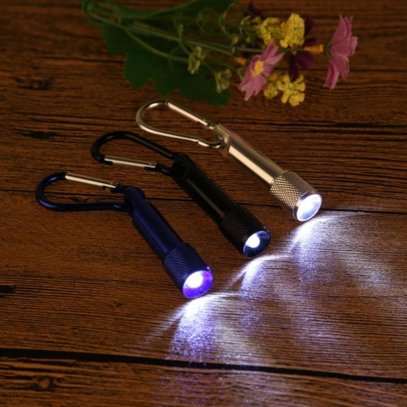 1pcs/2pcsMini LED Flashlight Carabiner Mountaineering Buckle Torch Clip Keychain Camping Hiking Glare Pocket Portable