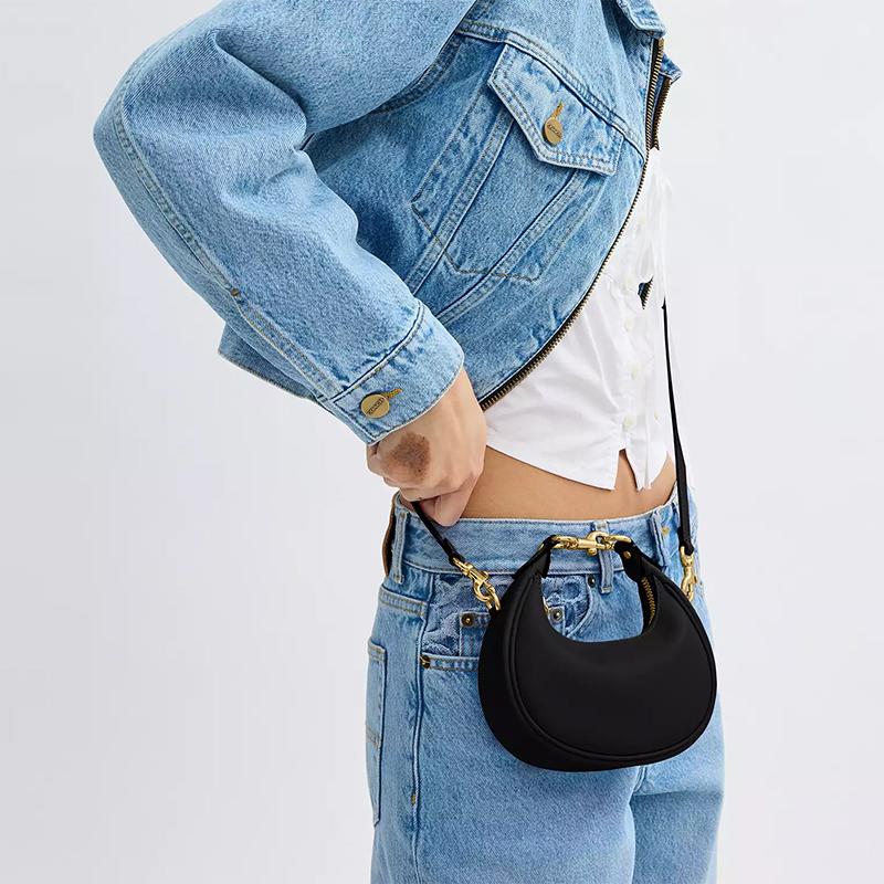 Coach Jonie 15 Classic Logo Leather Shoulder Crossbody Mini Bag Women Handbags Black CR508-B4BK