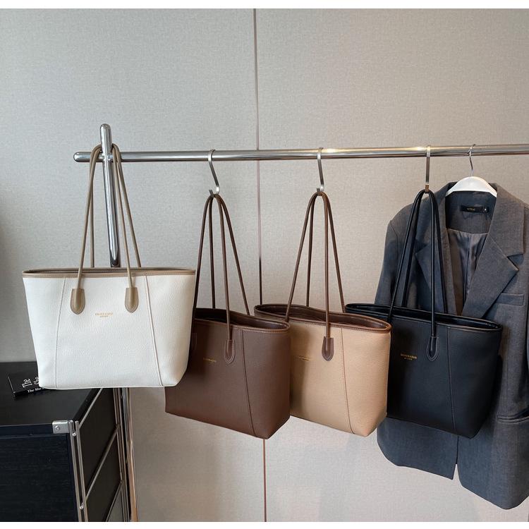 2025 Minimalist Large-Capacity Versatile Commute Handbag