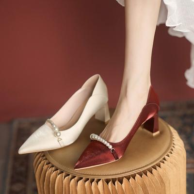 Schuhe für Damen 2025 Rote High Heels Damen Sommerschuhe Sexy Pumps Braut Perlen Hochzeitsschuhe auf Absatz Mode Damenschuhe