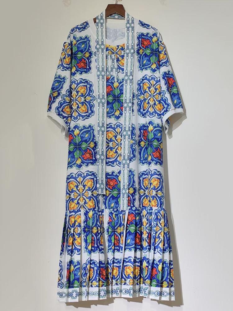 2025 Women's Retro Geometric Print Short Sleeve T-Shirt Dress with Loose Puffy Skirt