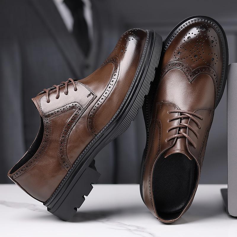 Men's leather shoes leather new dress Brock leather shoes high sense business British platform men's shoes first layer cowhide