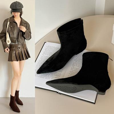 Pointed Short Boots Women's Autumn New Inner Height-increasing Boots Versatile Advanced Thin Boots