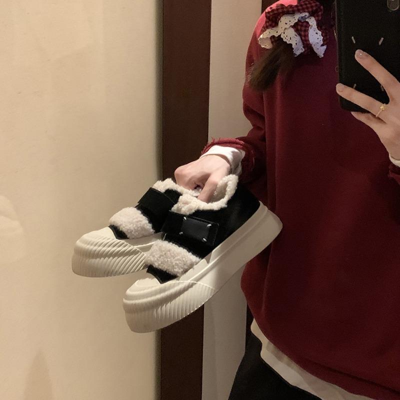 Thick-soled Fluffy Shoes Velcro Fleece Warm Casual Biscuit Shoes Women's Winter New Sports Shoes