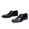Herren Britische Oxford Schuhe mit eckiger Spitze, handpolierte Brock-Gravurlederschuhe, öffentliche Version