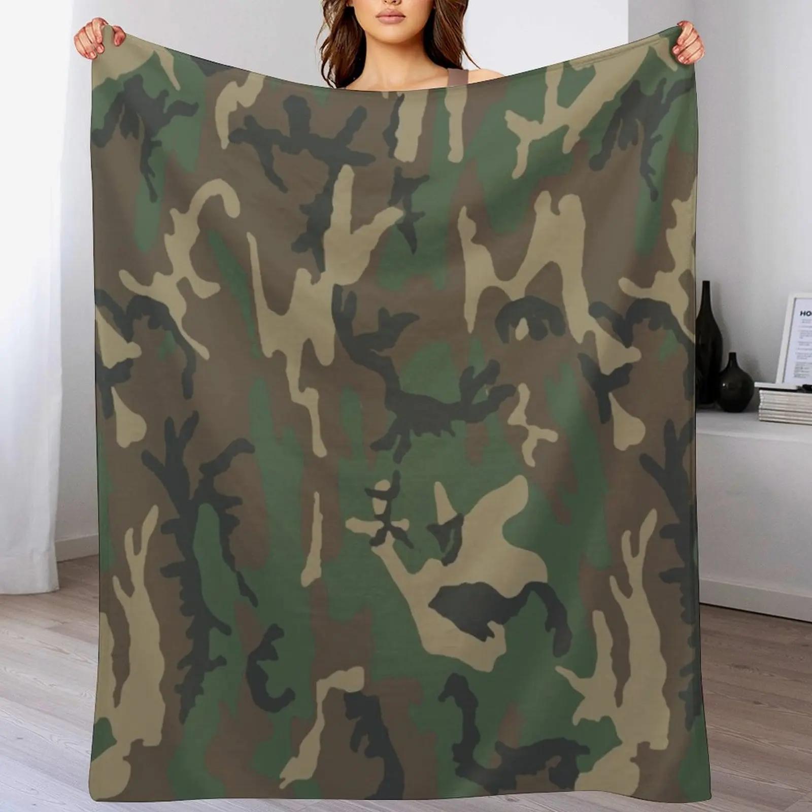 New Woodland Camo Brown Throw Blanket Shaggy Furry Soft Blanket for Bedroom Living Room 102x76cm(40x30in)