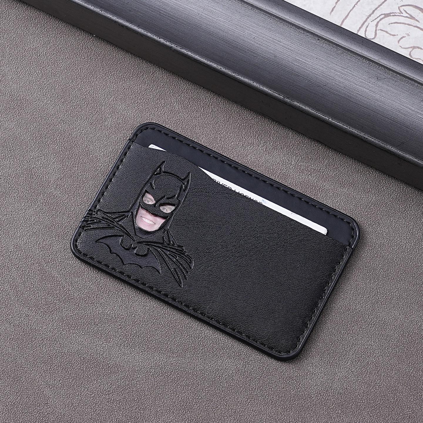 

Xiaohongshu Модний тримач для посвідчення особи Супергерой Бетмен чорний