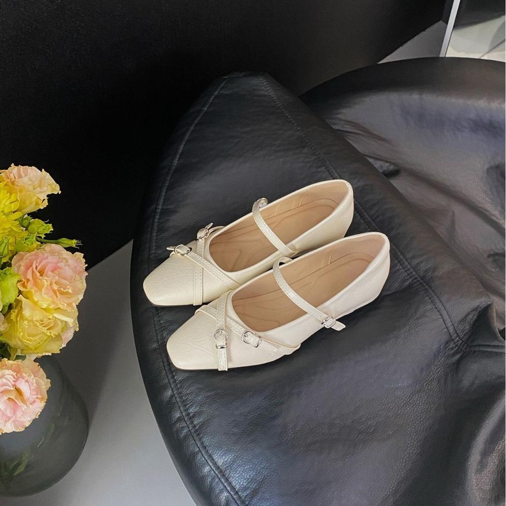 Cross-strap retro single shoes women's French fashion women's shoes soft soles are not tired, and the feet are worn outside. High-end Mary Jane sh