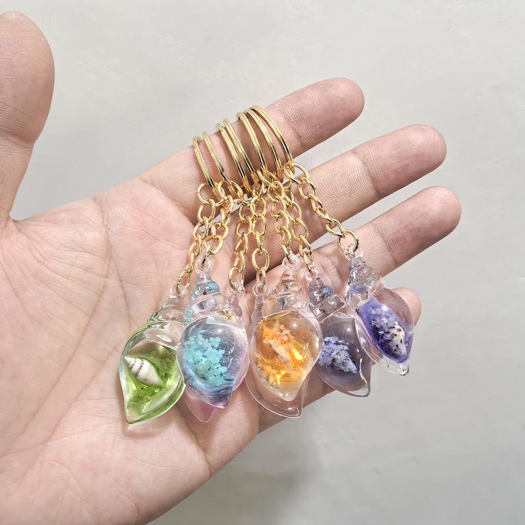 Luminous Transparent Conch Keychain Y2k Personalized Bag Pendant for Women Couple Family Keychain Pendant