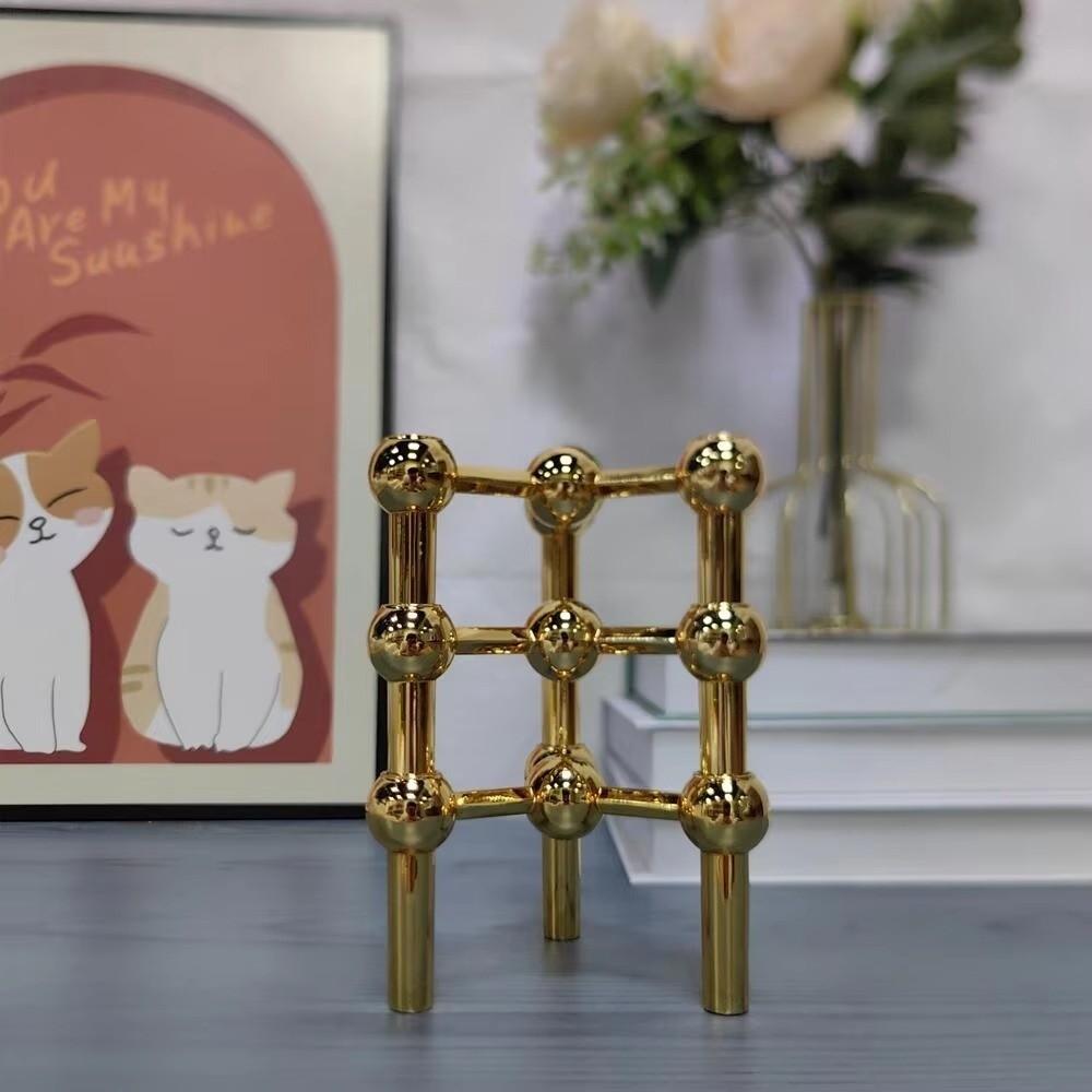 Vintage Metal Molecular Structure Candle Holder Nordic Style Silver Candle Stand Triangle Candlestick Gift