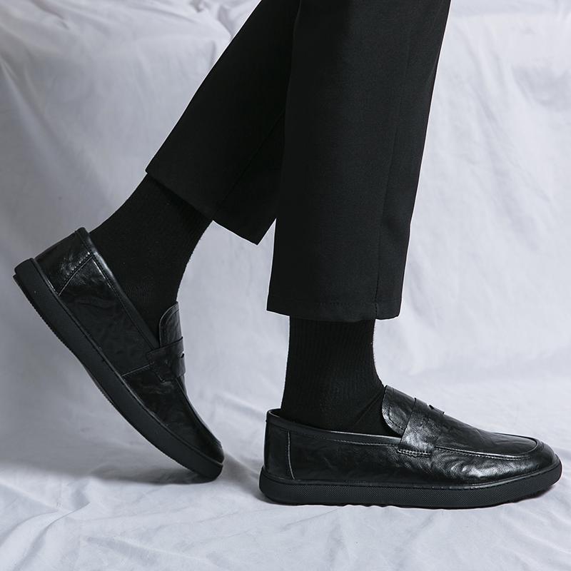 Male Shoes Slip On Outdoor Fashion Men Casual Shoes High Quality Leather Classic Male Business Loafers Men Moccasins