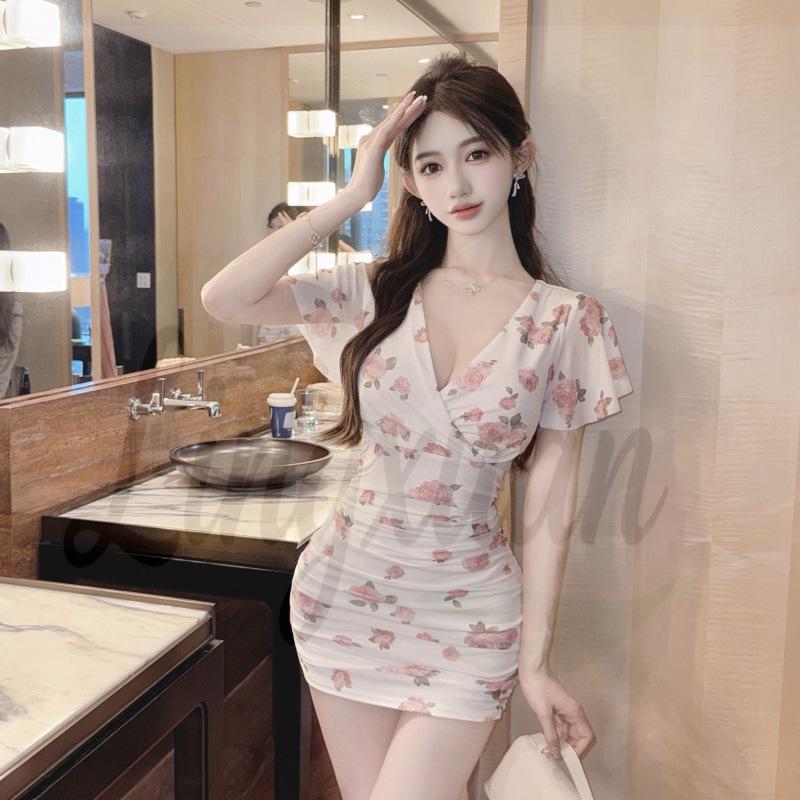 

Pure Desire Mesh Print Sexy Short-Sleeve Waist-Cinching Dress Medium