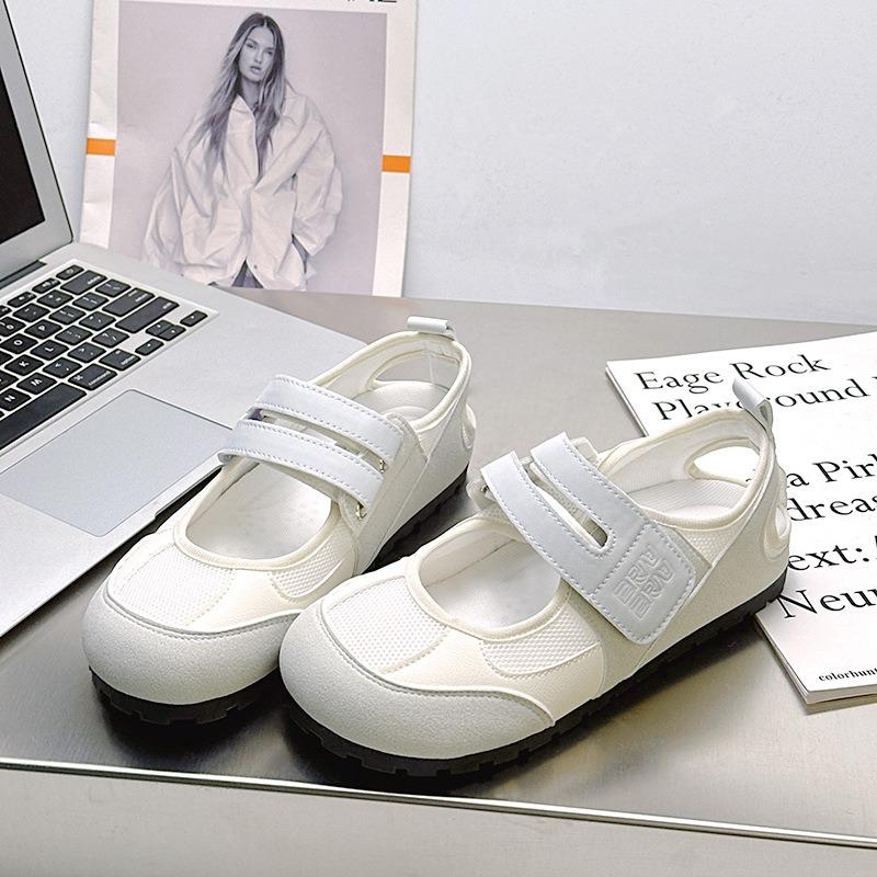 3 flat-bottomed Velcro sports bag head sandals women's summer hollowed-out outer wear new breathable fashion shoes