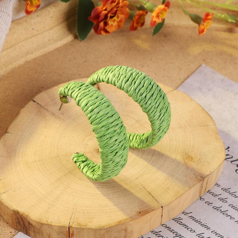 Niche design raffia C-shaped stud earrings exaggerated personality earrings colorful large circle wind women retro earrings tide