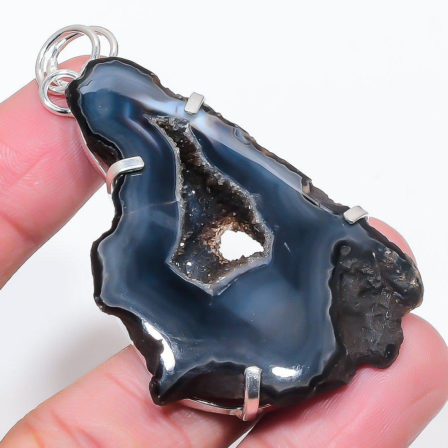 

Натуральный Агатовый Жеода Срез 925 Стерлинговое Серебро Ювелирный Подвеска 2,76 t3I98