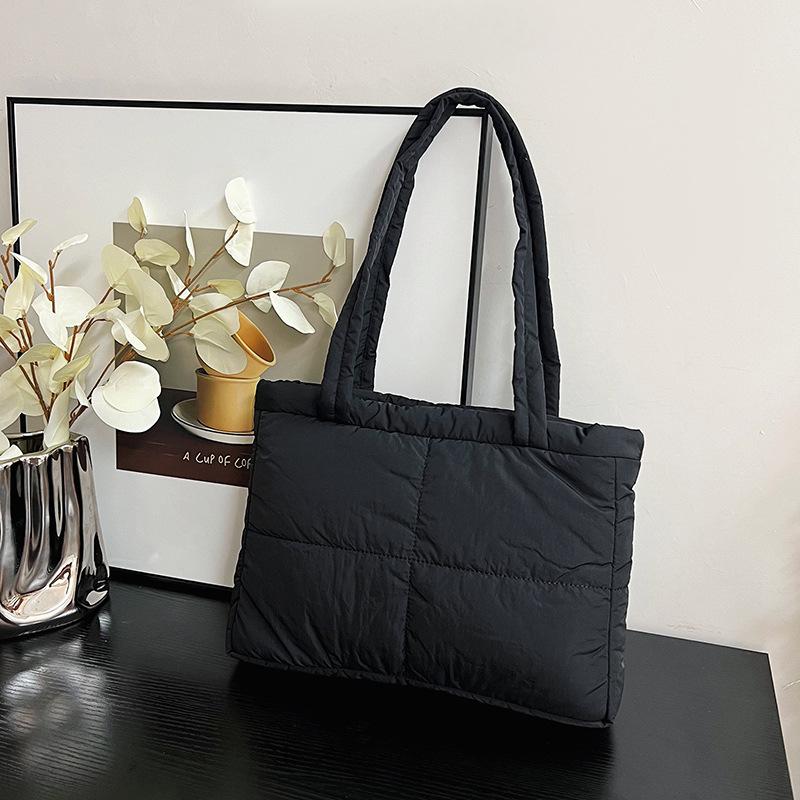 Autumn and winter new rhombus square bag new simple handbag large capacity cotton clothes shoulder armpit bag